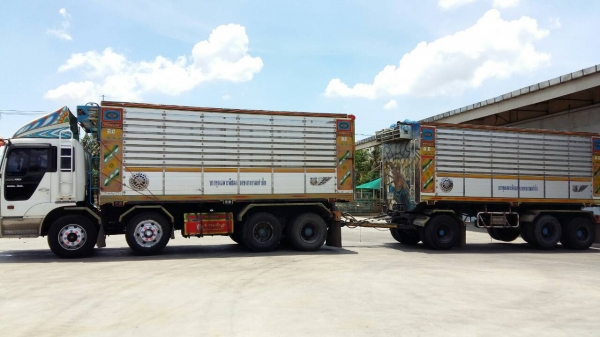 ขายรถพ่วง 24 ล้อ แม่-ลูก กระบะเนียมคอกเกษตรดั้ม HINO PROFIA P11C-320 เกียร์ 7 เกียร์เดินหน้า รถสวยมากๆ ราคา1750000 ต่อรอง สนใจโทรจองด่วน