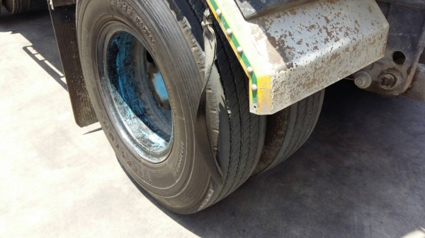 ขายรถพ่วง 24 ล้อ แม่-ลูก กระบะเนียมคอกเกษตรดั้ม HINO PROFIA P11C-320 เกียร์ 7 เกียร์เดินหน้า รถสวยมากๆ ราคา1750000 ต่อรอง สนใจโทรจองด่วน