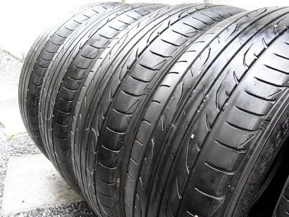 ขายยาง DUNLOP SPORT LM704 ปี1414 (1ชุด) 215-60-16 ราคา 4,200 ขายยาง DUNLOP SPORT LM704 ปี1414 (1ชุด) 215-60-16 ราคา 4,200