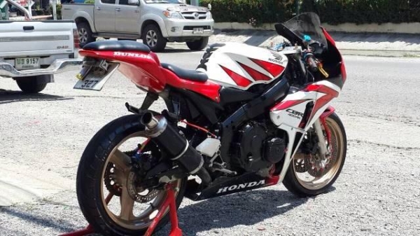 cbr400  แฟริ่ง 1000 ทบ แท้