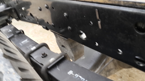 ขายNKR 130แรง  เทอโบ ปี 51 ตู้ 3 บาน