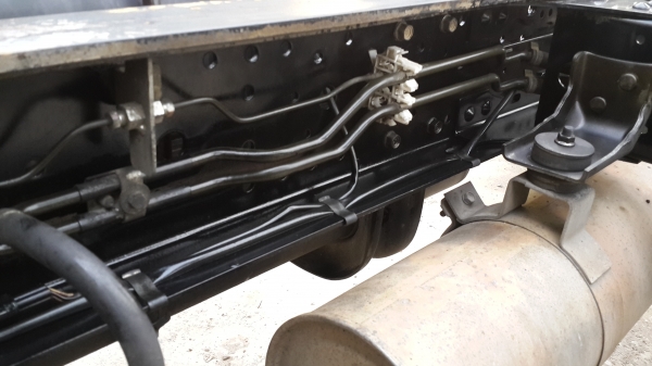 ขายNKR 130แรง  เทอโบ ปี 51 ตู้ 3 บาน