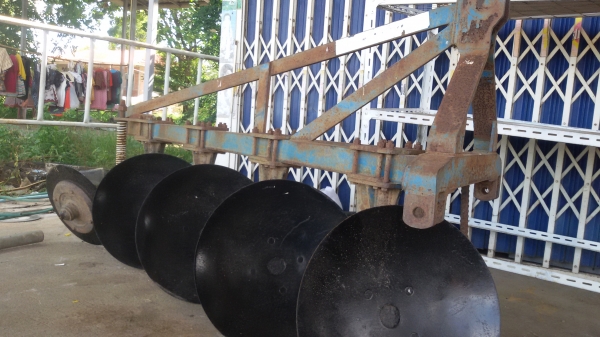 ขายผานบุก 4&times;22 ใช้กับรถ 35 แรงขึ้นไป