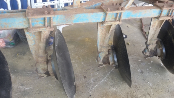 ขายผานบุก 4&times;22 ใช้กับรถ 35 แรงขึ้นไป