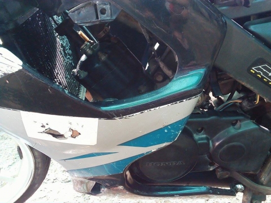 ราคาสุดท้าย ขาย Honda Ls125 ไฟออกครบทุกจุด สตาร์ททีเดียวติด ถังออโตลูปใช้ได้ รถสภาพพร้อมใช้งาน (ไม่ ท.บ. เเต่ออกใบซื้อขายให้จากทางร้าน) ค่าตัว 6000 บาท สนใจทักเเชทหรือโทรสอบถาม 089-8054390 / 083-9008/343 โอ๋ อยู่จังหวัด ลพบุรี