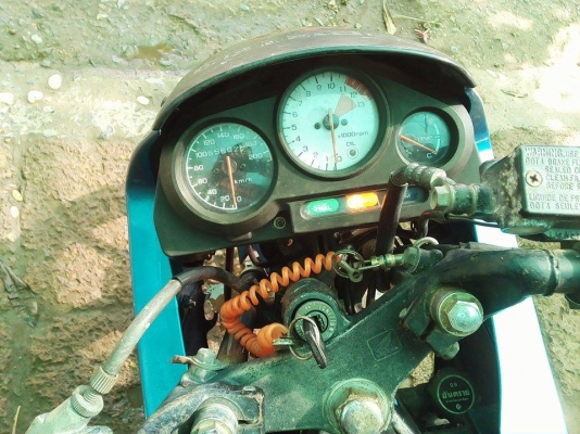 ราคาสุดท้าย ขาย Honda Ls125 ไฟออกครบทุกจุด สตาร์ททีเดียวติด ถังออโตลูปใช้ได้ รถสภาพพร้อมใช้งาน (ไม่ ท.บ. เเต่ออกใบซื้อขายให้จากทางร้าน) ค่าตัว 6000 บาท สนใจทักเเชทหรือโทรสอบถาม 089-8054390 / 083-9008/343 โอ๋ อยู่จังหวัด ลพบุรี