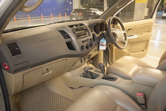 ขายครับHiluxVigo3.0G vnTurbo4x4Autoปี2011Topสุดป้ายฟ้า11ที่นั่งภาษีถูกหายากครับ ขายครับHiluxVigo3.0G vnTurbo4x4Autoปี2011Topสุดป้ายฟ้า11ที่นั่งภาษีถูกหายากครับ