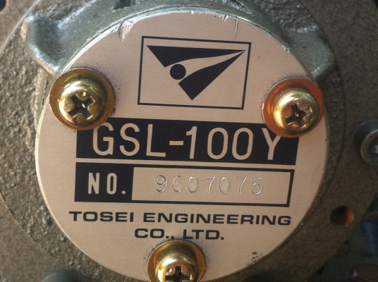 ปั๊มศูนย์ยากาศ TOSEI  GSL 100 Y มอเตอร์ TOSHIBA ขนาด 200 W.