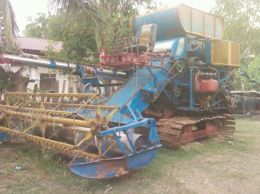 ขายรถเกี่ยวข้าว