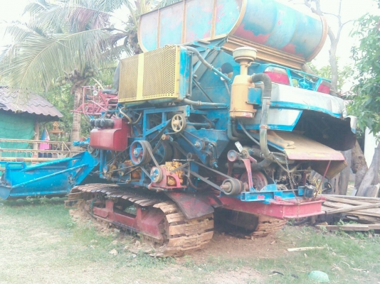 ขายรถเกี่ยวข้าว