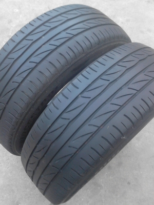 205/60R15  BRIDGESTONE  ปี2012 มี 2 เส้น tel.081-427-3941