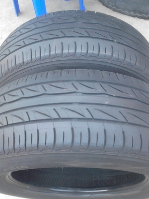 205/60R15 BRIDGESTONE ปี2012 มี 2 เส้น tel.081-427-3941 205/60R15 BRIDGESTONE ปี2012 มี 2 เส้น tel.081-427-3941