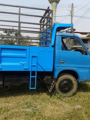 ขายหกล้อดั้ม isuzu ซีต้า