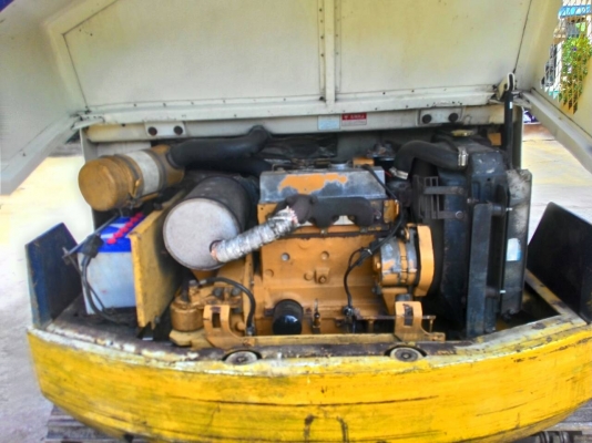 ขายด่วน Komatsu PC 40-6   สภาพสวย ราคากันเอง  พร้อมใช้งาน    โทร 081-3848169  คมศักดิ์  เผ่าพงศ์ษา