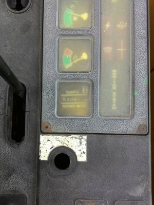 ขายด่วน Komatsu PC 40-6   สภาพสวย ราคากันเอง  พร้อมใช้งาน    โทร 081-3848169  คมศักดิ์  เผ่าพงศ์ษา