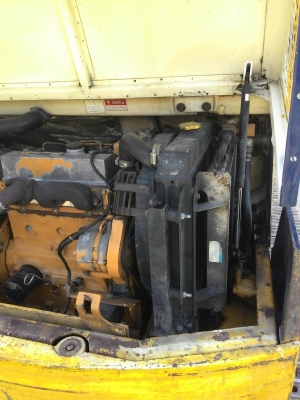 ขายด่วน Komatsu PC 40-6   สภาพสวย ราคากันเอง  พร้อมใช้งาน    โทร 081-3848169  คมศักดิ์  เผ่าพงศ์ษา