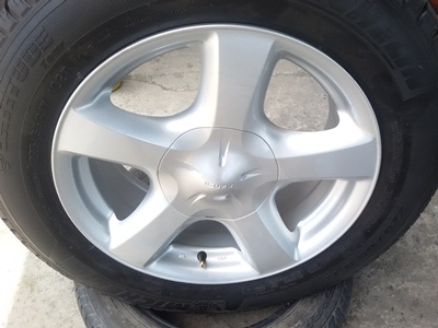 ขายล้อแม็กISUZU V Cross ขอบ17ยาง225/65/17 ปี12 4 ล้อ