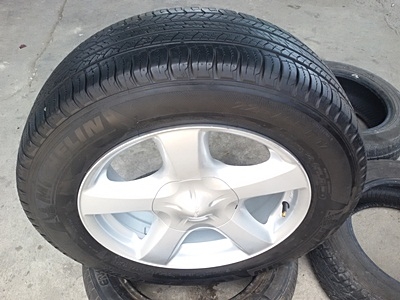 ขายล้อแม็กISUZU V Cross ขอบ17ยาง225/65/17 ปี12 4 ล้อ