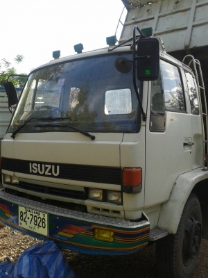 ขายรถบรรทุกสิบล้อดั้ม 2 เพาอีซูซูFVZ 12MY เครื่อง 175 แรงม้า