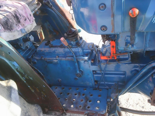 ขายรถไถ HINOMOTO E21  พร้อมใช้ สวยๆ สีเดิมๆ