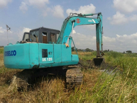 ขาย KOBELCO SK045  สภาพสวยพร้อมใช้ ราคาต่อรองได้ ติดต่อได้ที่คุณ อ๊อฟ พิจิตร 086-737-9991