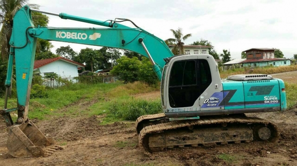 ขาย KOBELCO SK200 m6 yn 10 ซุปเปอร์ สภาพสวยพร้อมใช้ ราคาต่อรองได้ ติดต่อได้ที่คุณ อ๊อฟ พิจิตร 086-737-9991