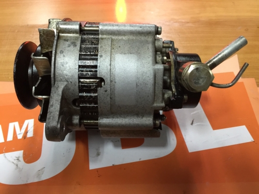 ขายไดชาร์จ ISUZU 4JB1 2,800 CC. ติดหัวรถญี่ปุ่นมาครับ