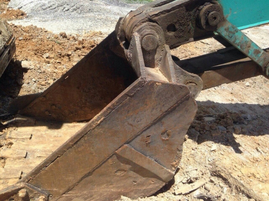 ขาย KOBELCO SK200-5 ซุปเปอร์ สภาพสวยพร้อมใช้ ราคาต่อรองได้ ติดต่อได้ที่คุณ อ๊อฟ พิจิตร 086-737-9991 ขาย KOBELCO SK200-5 ซุปเปอร์ สภาพสวยพร้อมใช้ ราคาต่อรองได้ ติดต่อได้ที่คุณ อ๊อฟ พิจิตร 086-737-9991