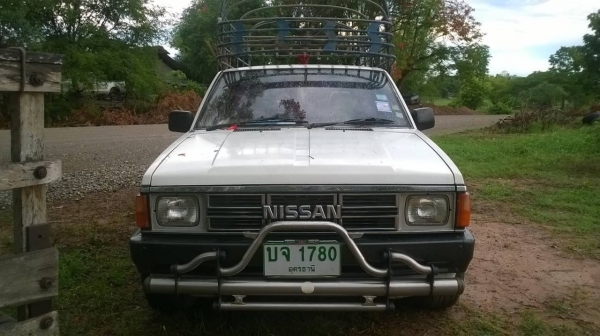 ขายกระบะ NISSAN ตอนเดียว ปี 33 เครื่อง TD27 ฝาดำ คัสซีสวยตลอดเส้น แอร์ พาวเวอร์ เครื่องเสียง ทะเบียนพร้อมโอนครับ ขายกระบะ NISSAN ตอนเดียว ปี 33 เครื่อง TD27 ฝาดำ คัสซีสวยตลอดเส้น แอร์ พาวเวอร์ เครื่องเสียง ทะเบียนพร้อมโอนครับ