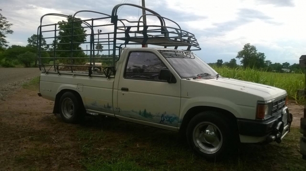 ขายกระบะ NISSAN ตอนเดียว ปี 33 เครื่อง TD27 ฝาดำ คัสซีสวยตลอดเส้น แอร์ พาวเวอร์ เครื่องเสียง ทะเบียนพร้อมโอนครับ ขายกระบะ NISSAN ตอนเดียว ปี 33 เครื่อง TD27 ฝาดำ คัสซีสวยตลอดเส้น แอร์ พาวเวอร์ เครื่องเสียง ทะเบียนพร้อมโอนครับ