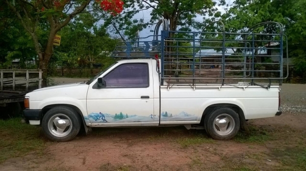 ขายกระบะ NISSAN ตอนเดียว ปี 33 เครื่อง TD27 ฝาดำ คัสซีสวยตลอดเส้น แอร์ พาวเวอร์ เครื่องเสียง ทะเบียนพร้อมโอนครับ ขายกระบะ NISSAN ตอนเดียว ปี 33 เครื่อง TD27 ฝาดำ คัสซีสวยตลอดเส้น แอร์ พาวเวอร์ เครื่องเสียง ทะเบียนพร้อมโอนครับ