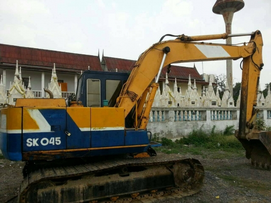 ขาย KOBELCO SK045  สภาพสวยพร้อมใช้ ราคาต่อรองได้ ติดต่อได้ที่คุณ อ๊อฟ พิจิตร 086-737-9991