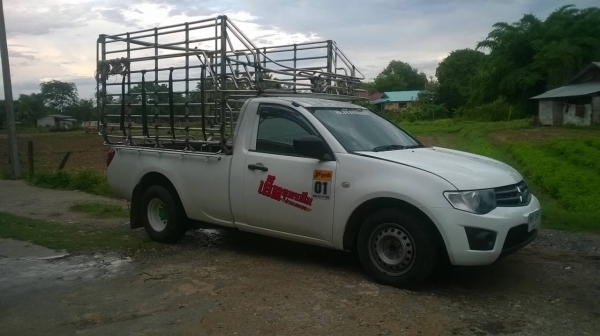 ขายดาวน์รถกระบะ มิตซูตอนเดียว ปี 57 แต่งบรรทุกเพลาลอย คอกเหล็กพร้อม เครื่องดี แอร์เย็น เปลี่ยนสัญญาได้เลยครับ