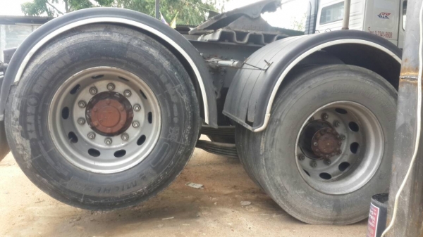 ขายดาวน์รถหัวลาก volvo