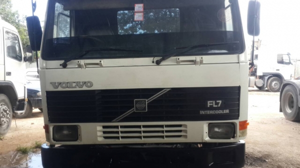 ขายดาวน์รถหัวลาก volvo