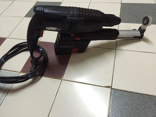 ขายสว่านโรตารี่ยี่ห้อBoschรุ่นใหญ่3ระบบพร้อมอุปกรณ์เก็บฝุ่นพร้อมใช้งานครับ