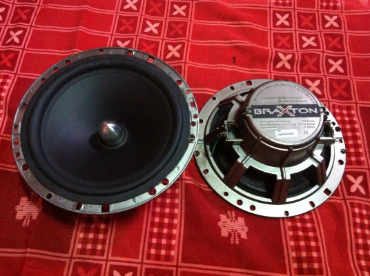 ขายลำโพงเสียงกลาง BRAXTON 6" สภาพสวยๆเดิมๆเสียงดีแนวไฮเอน ขายถูกๆ1000.-