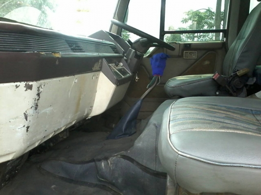 ขายฟูโช่165แรงยาว6.30.สภาพพร้อมใช้แอร์,เพาเวอร์,ทิพพี่,ยกหัวด้วยระบบไฮดอริคยางเต็มเครื่องดีคลัชชีสวย