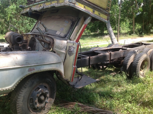 ขาย10ล้อหน้ายาวเพลาเดียวเครืองEH700  168แรงม้า