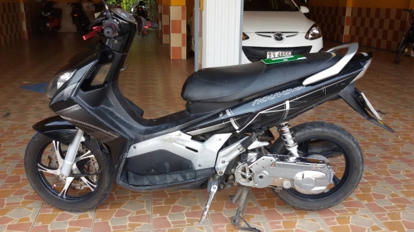 yamaha nouvu mx ทะเบียนโอน ล้อmax เดิมๆไม่หอน 7,900บาท.(ดูคลิื๊ป)