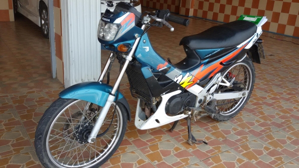 honda nova dash125 เดิมๆเครื่องดี ทะเบียนโอน(มีคลิ๊ป)6,500บาท.