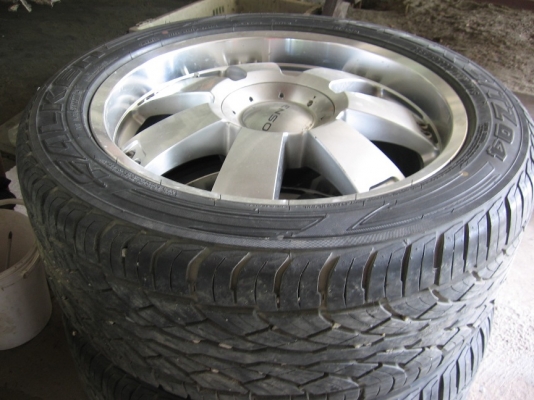 ขายล้อแม็กซ์ Lenso 20 นิ้วพร้อมยาง Falken สภาพดี ขายล้อแม็กซ์ Lenso 20 นิ้วพร้อมยาง Falken สภาพดี