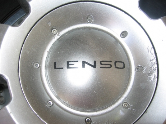 ขายล้อแม็กซ์ Lenso 20 นิ้วพร้อมยาง Falken สภาพดี ขายล้อแม็กซ์ Lenso 20 นิ้วพร้อมยาง Falken สภาพดี