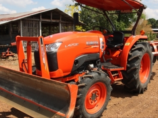 ขายรถไถ L4708 เล่มทะเบียนพร้อมโอน