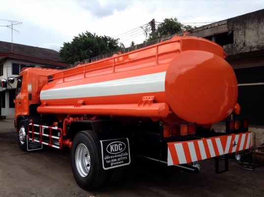 ขายรถ 6 ล้อรถแท็งค์น้ำ HINO รุ่น เมก้า เครื่องยนต์ 214 แรงม้า ขายรถ 6 ล้อรถแท็งค์น้ำ HINO รุ่น เมก้า เครื่องยนต์ 214 แรงม้า