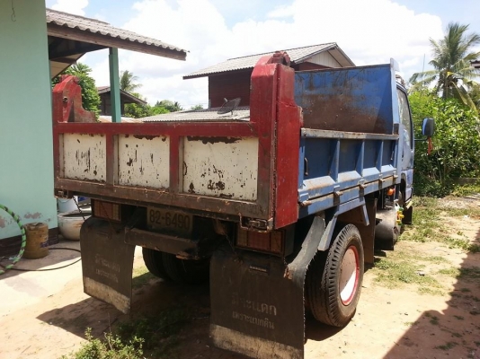 ขายดั้ม3คิว ISUZU NKR110แรง เครื่องดี แคชซีสวย เกียร์ร็อก สภาพพร้อมใช้งาน เอกสารพร้อมโอน สนใจโทร 090-8588220คุณนะ 093-3258446คุณบิว ID:narong498 หรือเข้าดูสินค้าได้ที่ www.truck.in.th/498 หรือเพจFacebook ณรงค์ ซื้อขายรถมือสอง (เว็บไซต์ส่วนตัว)