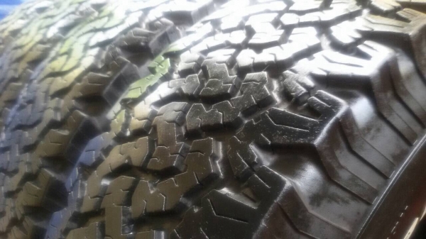 ขายยาง bf all 265/75/16 สวยๆครับ