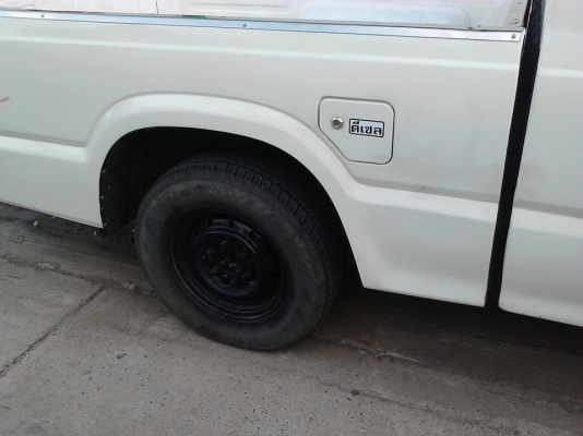 ขาย FORD    รถบ้าน เครื่องดีมาก  ช่วงล่างดี  ไม่มีผุคับคันนี้