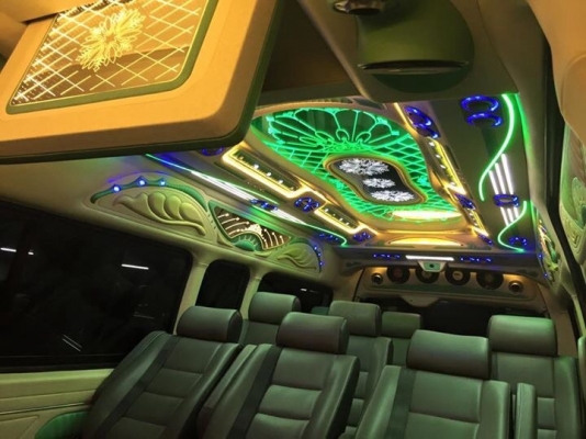 TOYOTA COMMUTER 2.7 CNG ปี11เกียMT