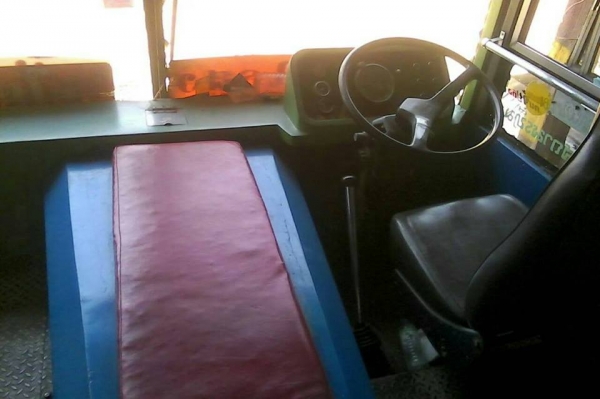 ขายรถบัส12เมตร 45ที่นั่ง เครื่อง185แรง พ.เพาเวอร์ เบรกทิฟฟี่ สภาพพร้อมใช้งาน เอกสารพร้อมโอน สนใจโทร 090-8588220คุณนะ 093-3258446คุณบิว ID:narong498 หรือเข้าดูสินค้าได้ที่ www.truck.in.th/498 หรือเพจFacebook ณรงค์ ซื้อขายรถมือสอง (เว็บไซต์ส่วนตัว)